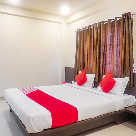 فندق أو واي أو 13583 بارادايس إن Talegaon Dabhade المظهر الخارجي الصورة